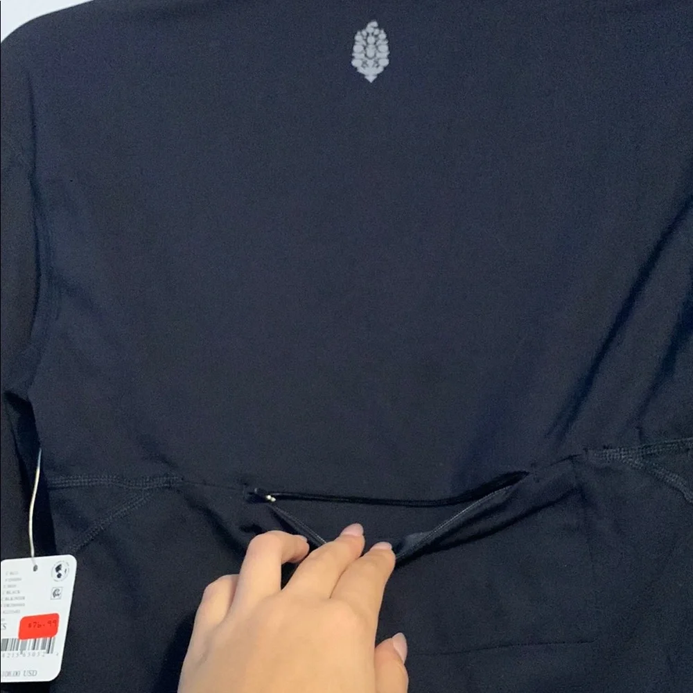 NWT Free People Movement size XS Never Better Cozy Black Jacket - Picture 8 of 9